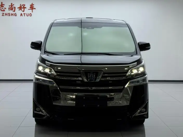 Vellfire 2021 Model Toyota Crown Hybrid 2.5L HV Deluxe Edition – фото 2