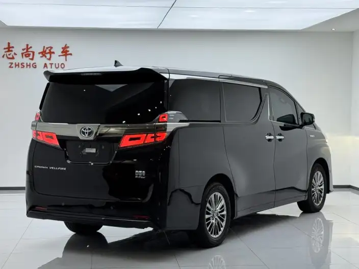 Vellfire 2021 Model Toyota Crown Hybrid 2.5L HV Deluxe Edition – фото 6