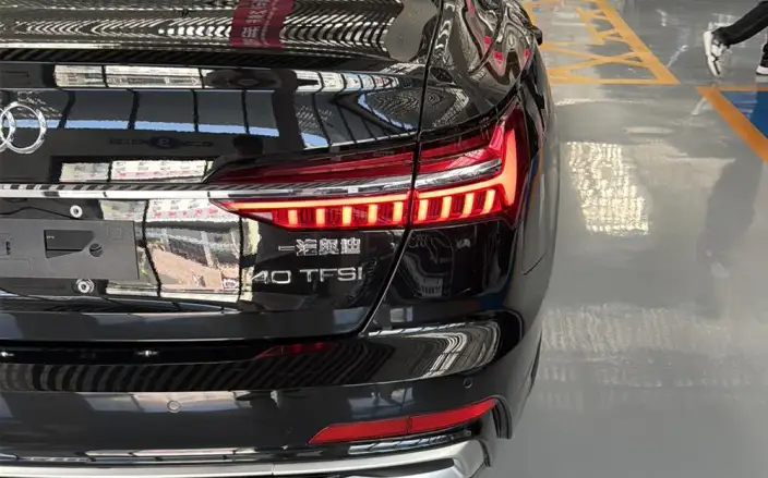 Audi A6L 2023 Model 40 TFSI Luxury Dynamic Model – фото 9