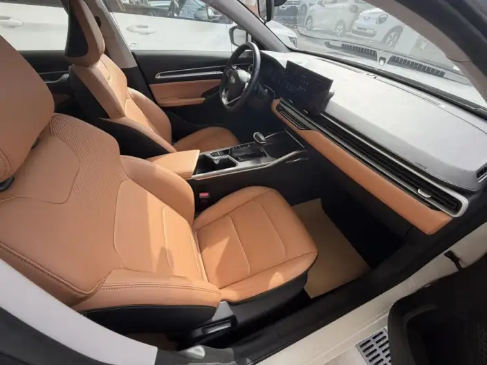 Geely Emgrand 2025 Model No. 4 Gen 1.5L CVT Flagship Model – фото 6
