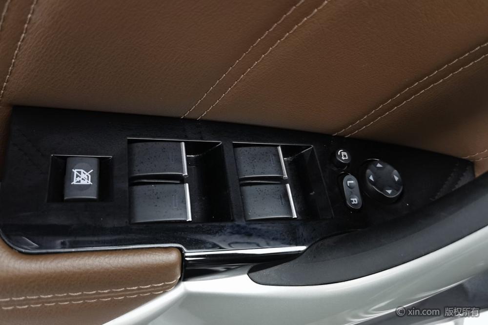 Haval H9 2016 модификация 2.0T 4WD Luxury 7 seat – фото 23