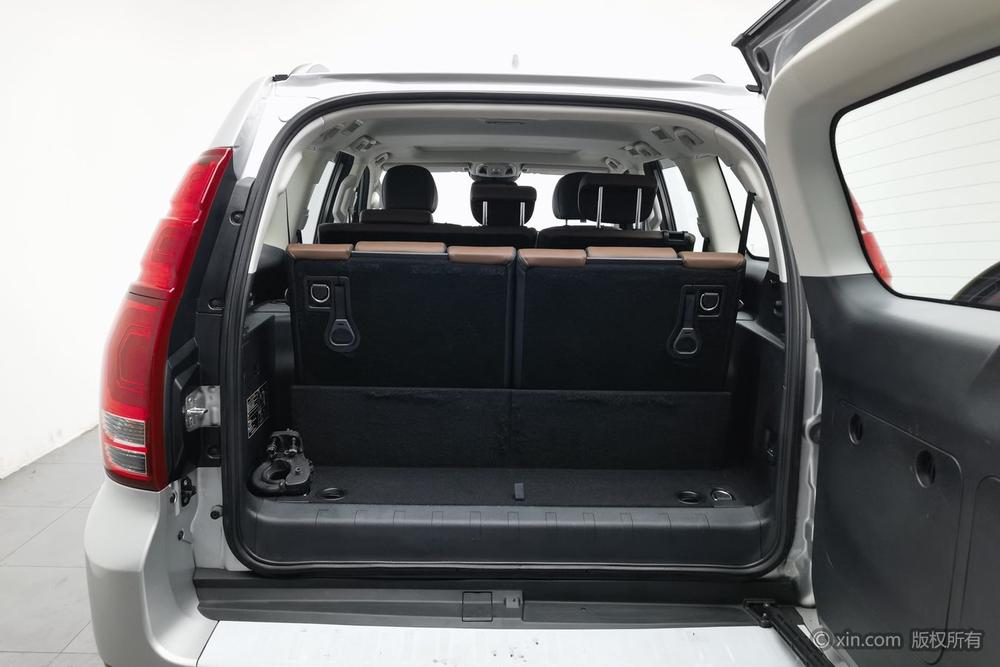 Haval H9 2016 модификация 2.0T 4WD Luxury 7 seat – фото 24