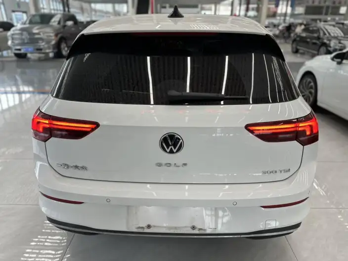 Volkswagen Golf 2025 Model Facelift 300TSI Pro – фото 5