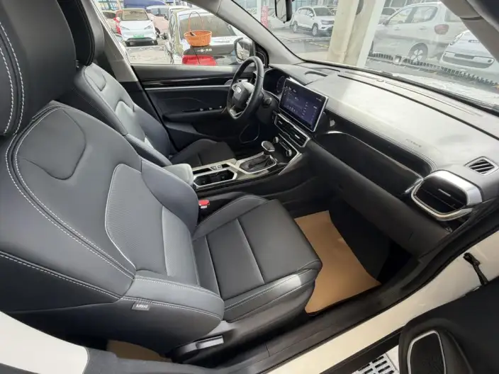 Geely Binyue 2025 Model 1.5L CVT Super MAX – фото 10