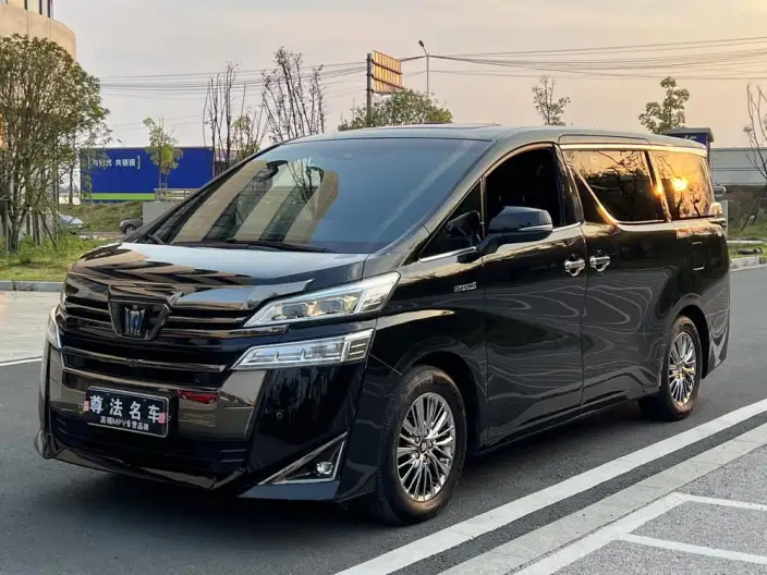 Vellfire 2022 Model Toyota Crown Hybrid Jin Shine Special Edition 2.5L HV Premium Edition – фото 1