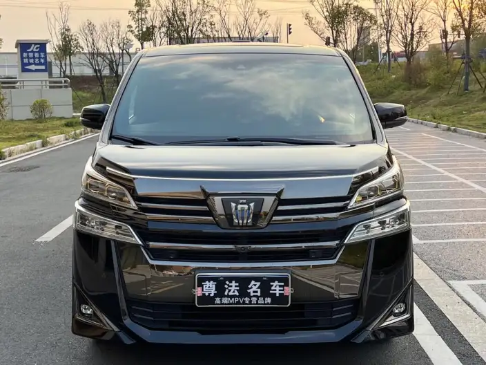 Vellfire 2022 Model Toyota Crown Hybrid Jin Shine Special Edition 2.5L HV Premium Edition – фото 2
