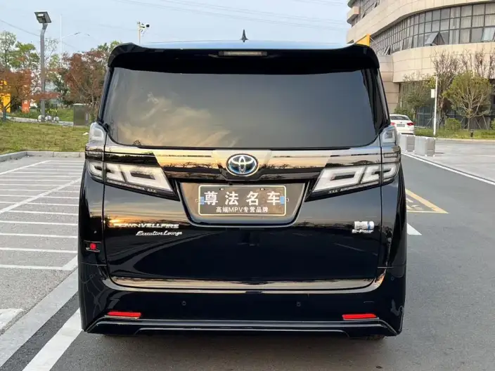 Vellfire 2022 Model Toyota Crown Hybrid Jin Shine Special Edition 2.5L HV Premium Edition – фото 5