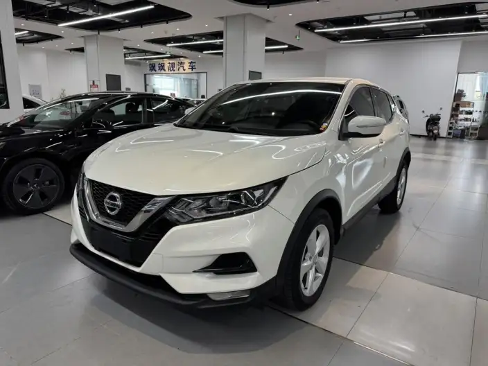Nissan Qashqai 2022 Model 2.0L XV Smart Edition