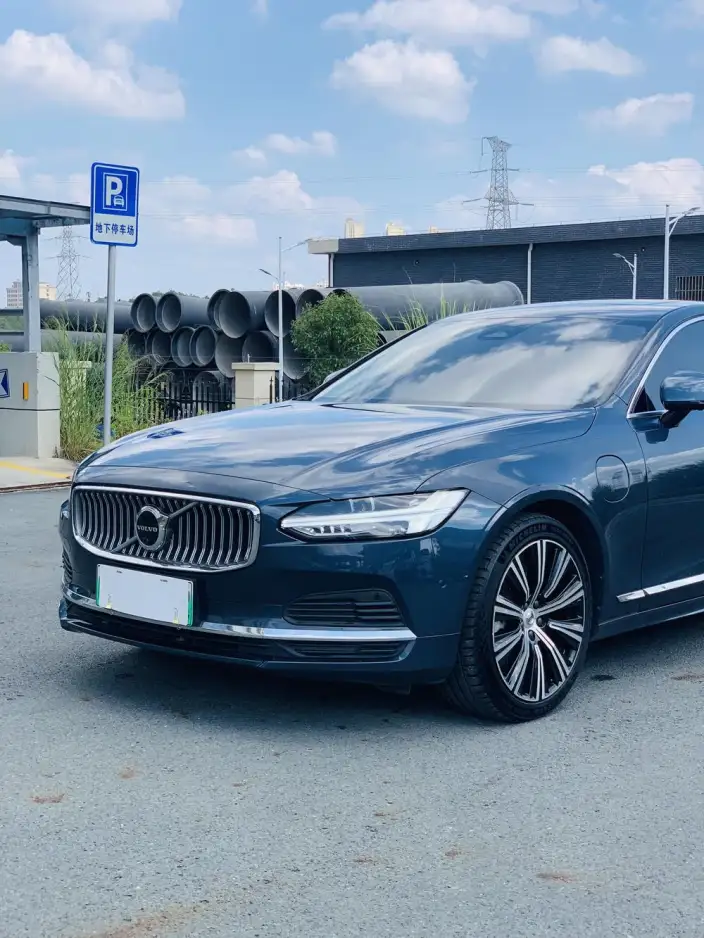 Volvo S90 PHEV 2023 Model T8 4WD Long Battery Life Pro Smart Elegance Deluxe Edition – фото 9
