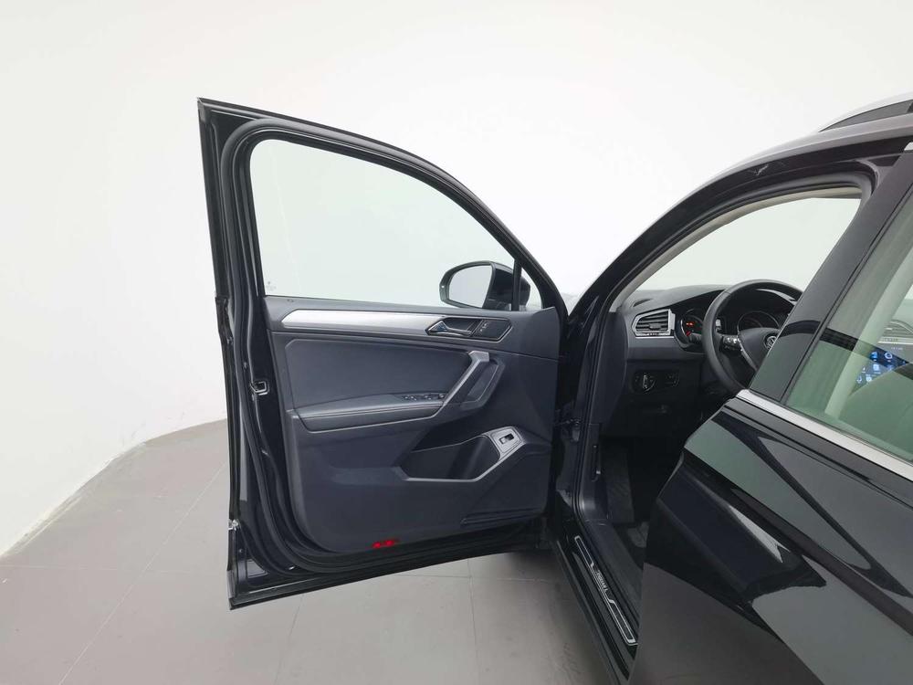 Volkswagen Tiguan L 2020 330 TSI Automatic FWD Smart Dynamic Luxury China VI – фото 22