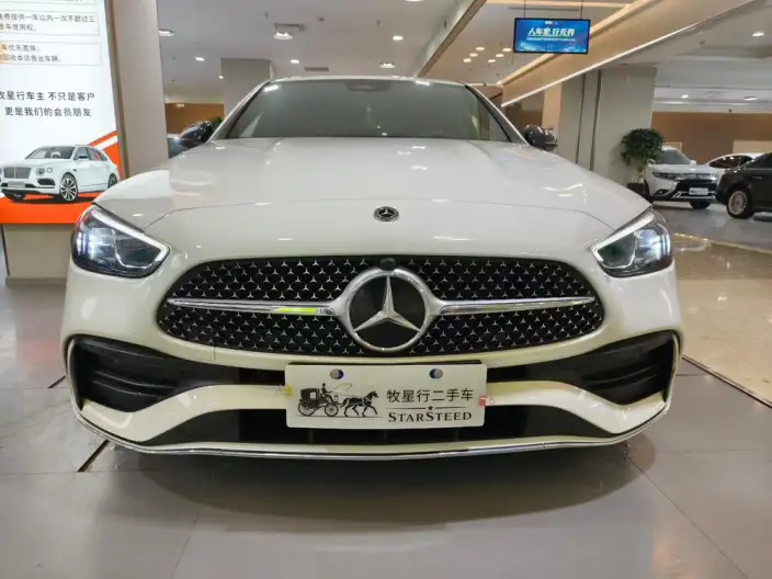 Mercedes-Benz C-Class 2022 Model C 200 L Sports Edition – фото 2
