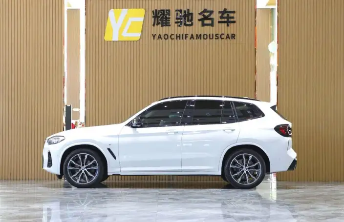 BMW X3 2023 Model xDrive30i Leading Model M Night Set – фото 3