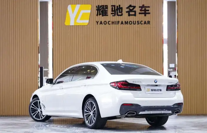 BMW 5 Series 2023 Model 530Li Leading Model M Sports Set – фото 4