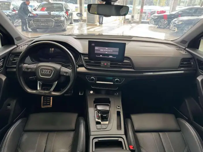 Audi Q5L 2025 Model 45TFSI Luxury Dynamic Model – фото 7