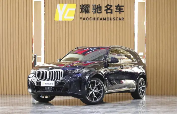 BMW X5 2023 Model xDrive30Li Exclusive Model M Sports Night Set – фото 1