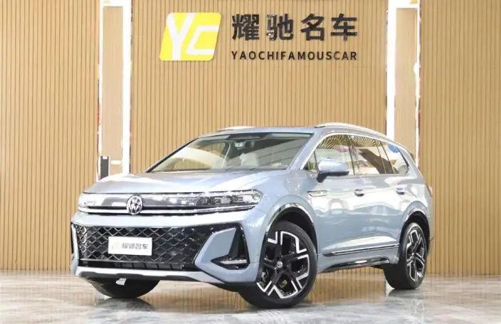 Talagon 2026 Model 450TSI 4WD Ultimate Edition 6 seat – фото 1