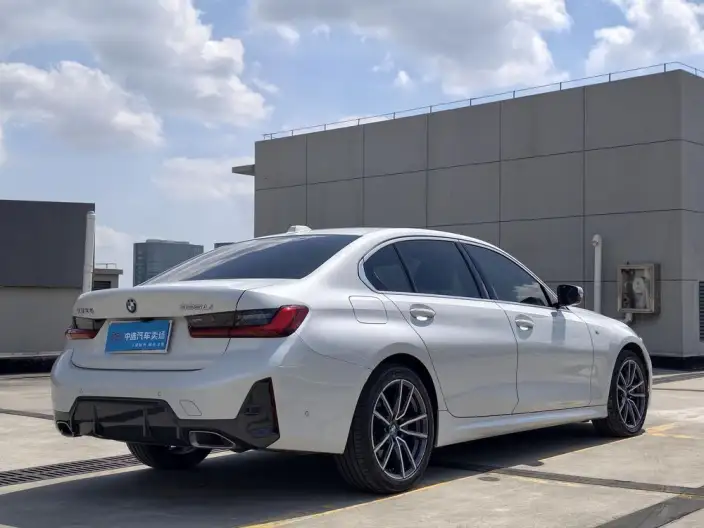 BMW 3 Series 2023 Model 325Li M Sports Set – фото 6