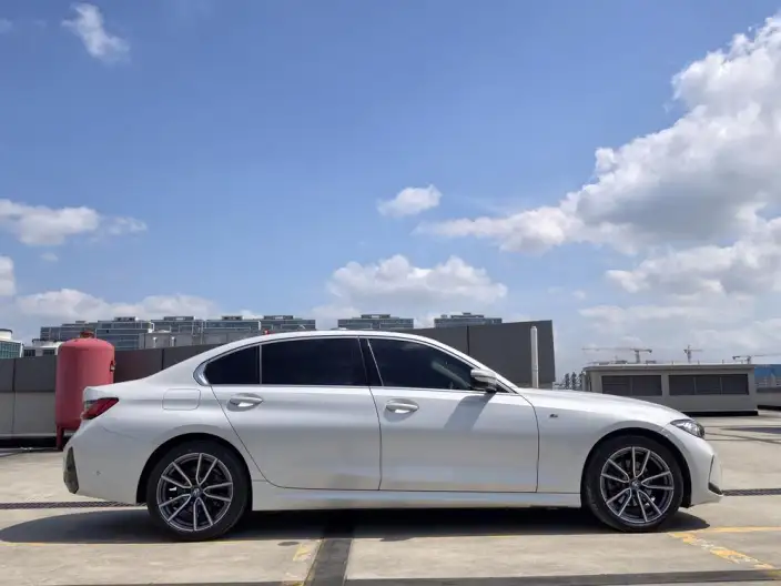 BMW 3 Series 2023 Model 325Li M Sports Set – фото 7