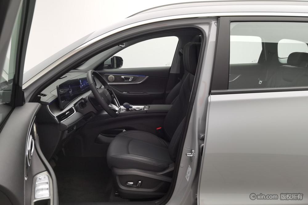 Chery Tiggo 8 PRO PHEV 2024 модификация 1.5T DHT 100km New Chen Edition – фото 17