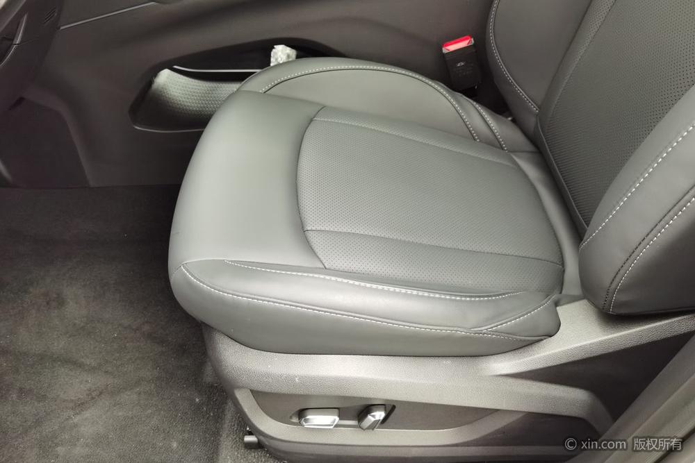 Chery Tiggo 8 PRO PHEV 2024 модификация 1.5T DHT 100km New Chen Edition – фото 18
