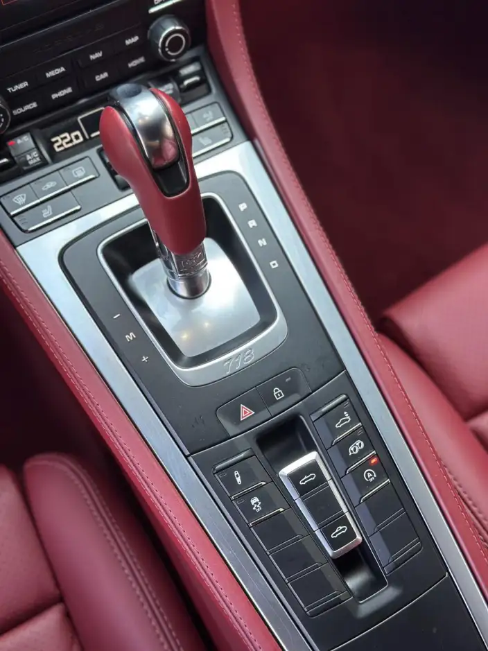 Porsche 718 2022 Model Boxster 2.0T – фото 7