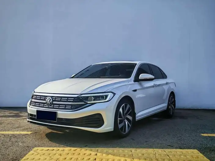 Volkswagen Sagitar 2023 Model 300TSI DSG Superior Edition – фото 1