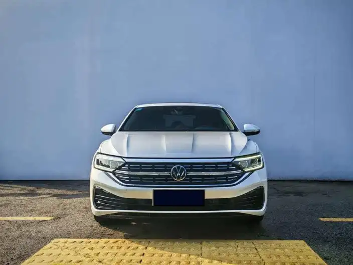 Volkswagen Sagitar 2023 Model 300TSI DSG Superior Edition – фото 2