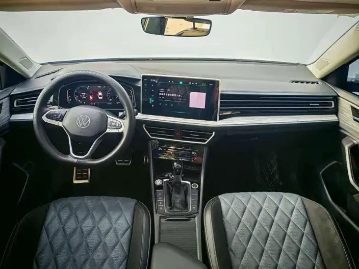 Volkswagen Sagitar 2023 Model 300TSI DSG Superior Edition – фото 9
