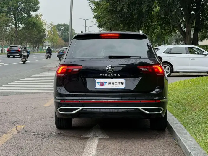 Volkswagen Tiguan L 2023 Model 300TSI 2WD Smart Edition – фото 5