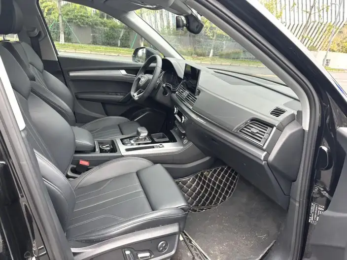 Audi Q5L 2024 Model 40TFSI Fashion Dynamic Model – фото 5