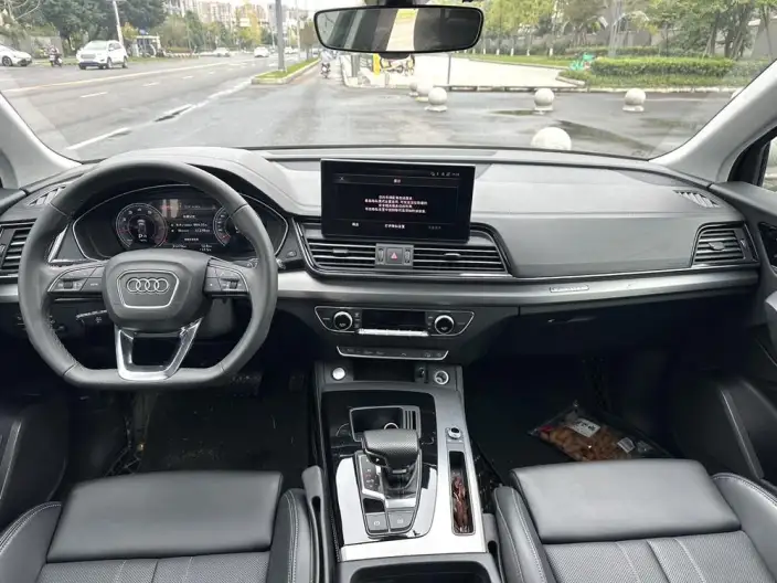 Audi Q5L 2024 Model 40TFSI Fashion Dynamic Model – фото 6