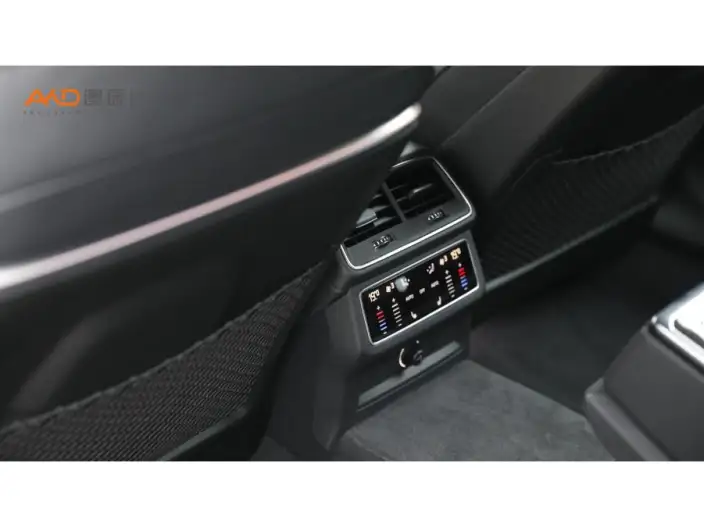 Audi A6L 2022 Model 55 TFSI quattro Exclusive Dynamic Model – фото 5