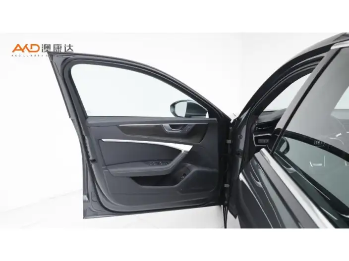 Audi A6L 2022 Model 55 TFSI quattro Exclusive Dynamic Model – фото 10