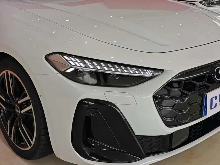 Audi A5 L 2026 Model 2.0T Sports Edition quattro – фото 7