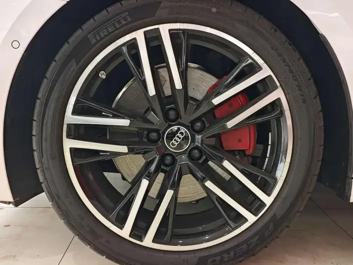 Audi A5 L 2026 Model 2.0T Sports Edition quattro – фото 8