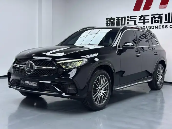 Mercedes-Benz GLC 2025 Model Facelift GLC 300 L 4MATIC Dynamic Model 5 seat – фото 1