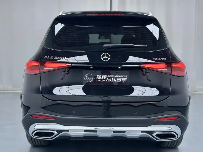 Mercedes-Benz GLC 2025 Model Facelift GLC 300 L 4MATIC Dynamic Model 5 seat – фото 5