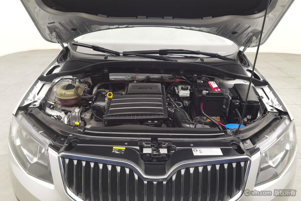 Skoda Octavia 2016 модификация 1.6L автоматическое Chuangxing Edition – фото 5