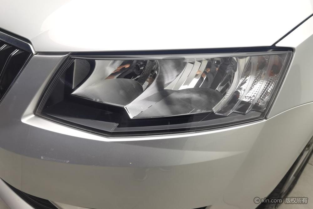 Skoda Octavia 2016 модификация 1.6L автоматическое Chuangxing Edition – фото 7