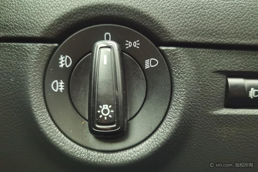 Skoda Octavia 2016 модификация 1.6L автоматическое Chuangxing Edition – фото 17