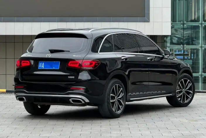 Mercedes-Benz GLC 2022 Model GLC 260 L 4MATIC Luxury Model – фото 4