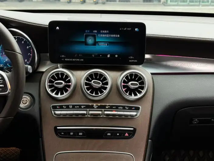 Mercedes-Benz GLC 2022 Model GLC 260 L 4MATIC Luxury Model – фото 9