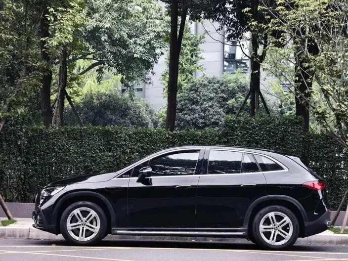 Mercedes-Benz EQE SUV 2024 Model EQE SUV 500 4MATIC Pioneer Edition – фото 3