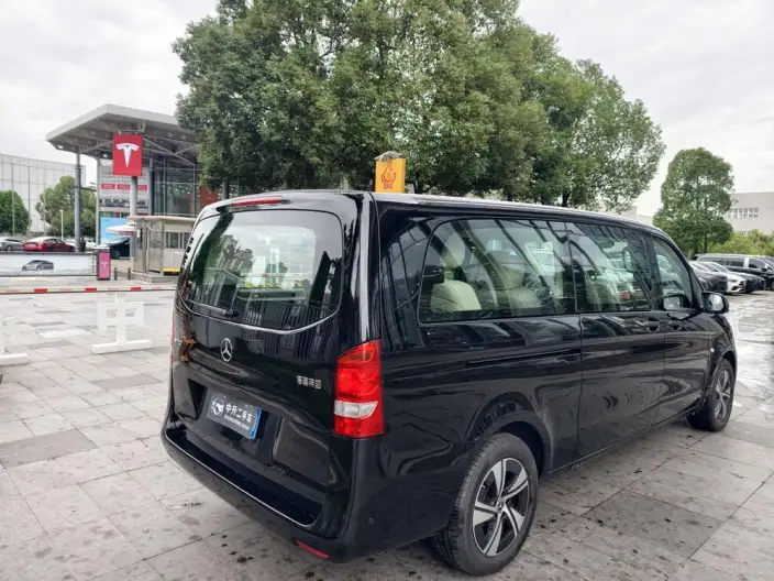 Viano 2025 Model 2.0T Business Edition 7 seat – фото 6