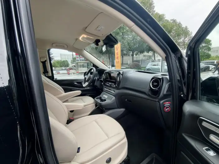 Viano 2025 Model 2.0T Business Edition 7 seat – фото 9