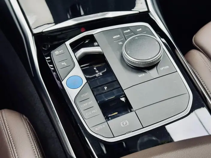 BMW i3 2022 Model eDrive35L – фото 9