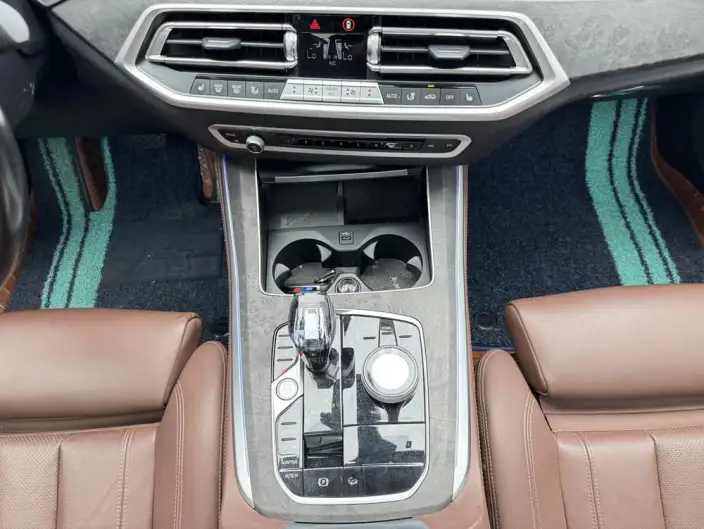 BMW X5 Imported 2022 Model xDrive40i M Sports Set – фото 7