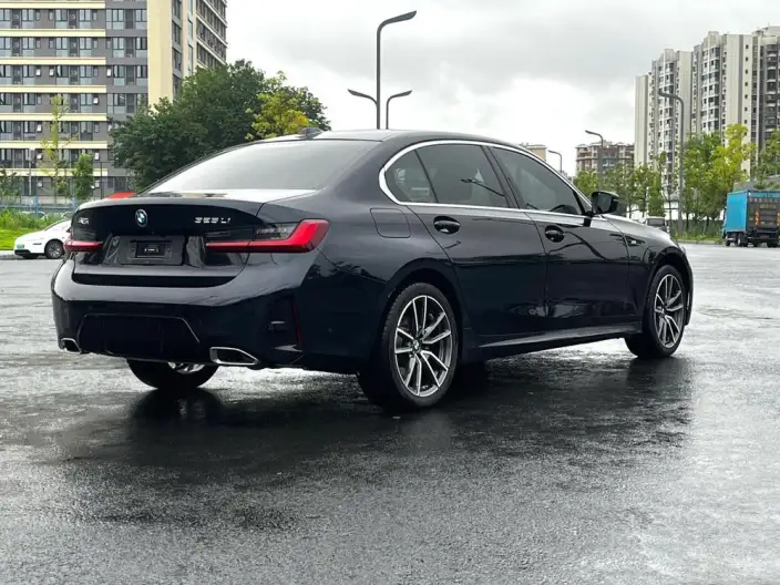 BMW 3 Series 2025 Model 325Li M Sports Set – фото 6