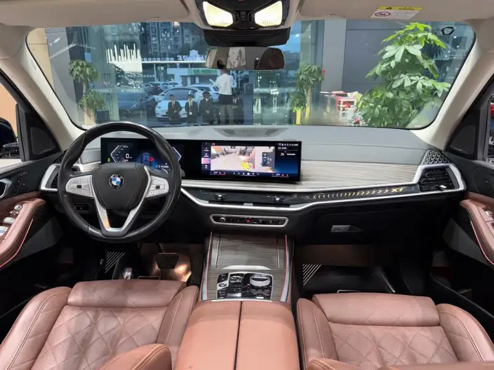BMW X7 2023 Model xDrive40i Leading Model Luxury Set – фото 7