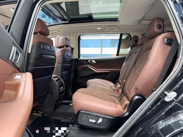 BMW X7 2023 Model xDrive40i Leading Model Luxury Set – фото 9